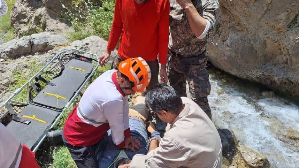 مرگ یک کوهنورد بر اثر سقوط از ارتفاعات چشمه سرنجه لرستان