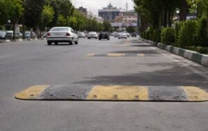 بازنگری در موانع ترافیکی خرم‌آباد؛ برخی نقاط اصلاح یا جمع‌آوری می‌شوند