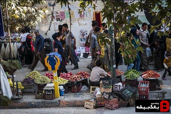 ساماندهی دستفروشان با ایجاد بازارچه‌های مناسب امکان‌پذیر است