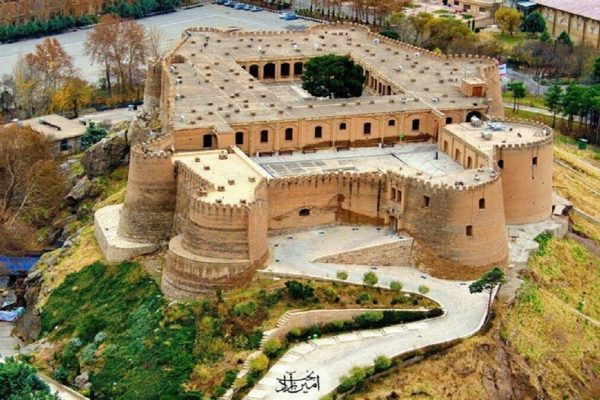 پرونده الحاق قلعه فلک‌الافلاک به ثبت جهانی دره خرم‌آباد برای یونسکو ارسال می‌شود